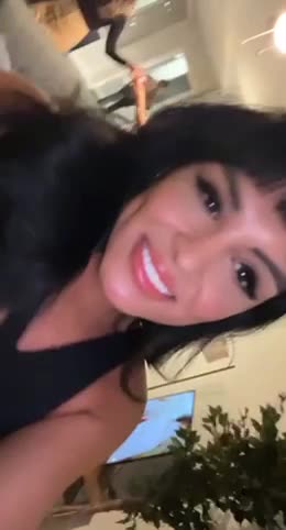 Elisa_Mondova